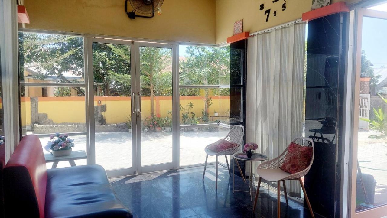 Sasando Residence Kupang Kupang  Exterior photo